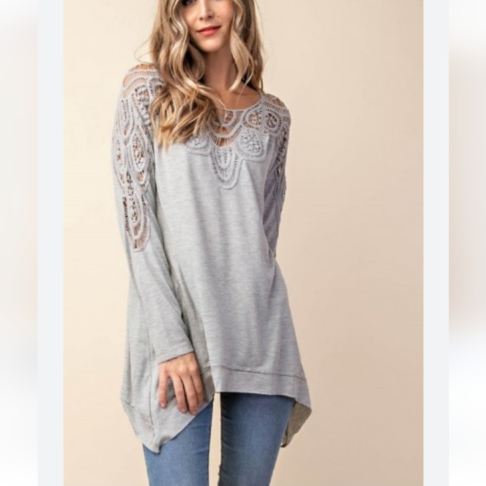 EMBROIDERED SHOULDER BOHO KNIT TUNIC